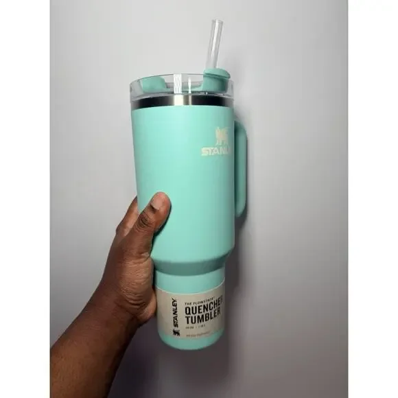 Stanley X Target Limited Edition MINT JULEP 40oz Quencher Tumbler BNWT - Picture 3 of 5
